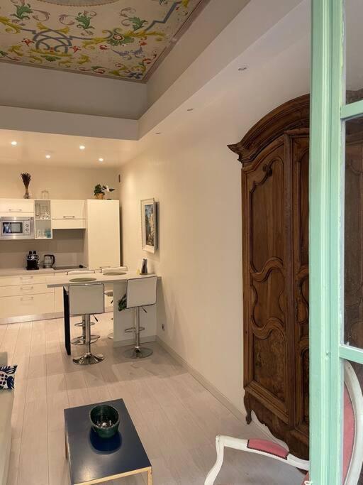 Luxury Apartment In The Heart Of Old Town Nice. Exteriér fotografie