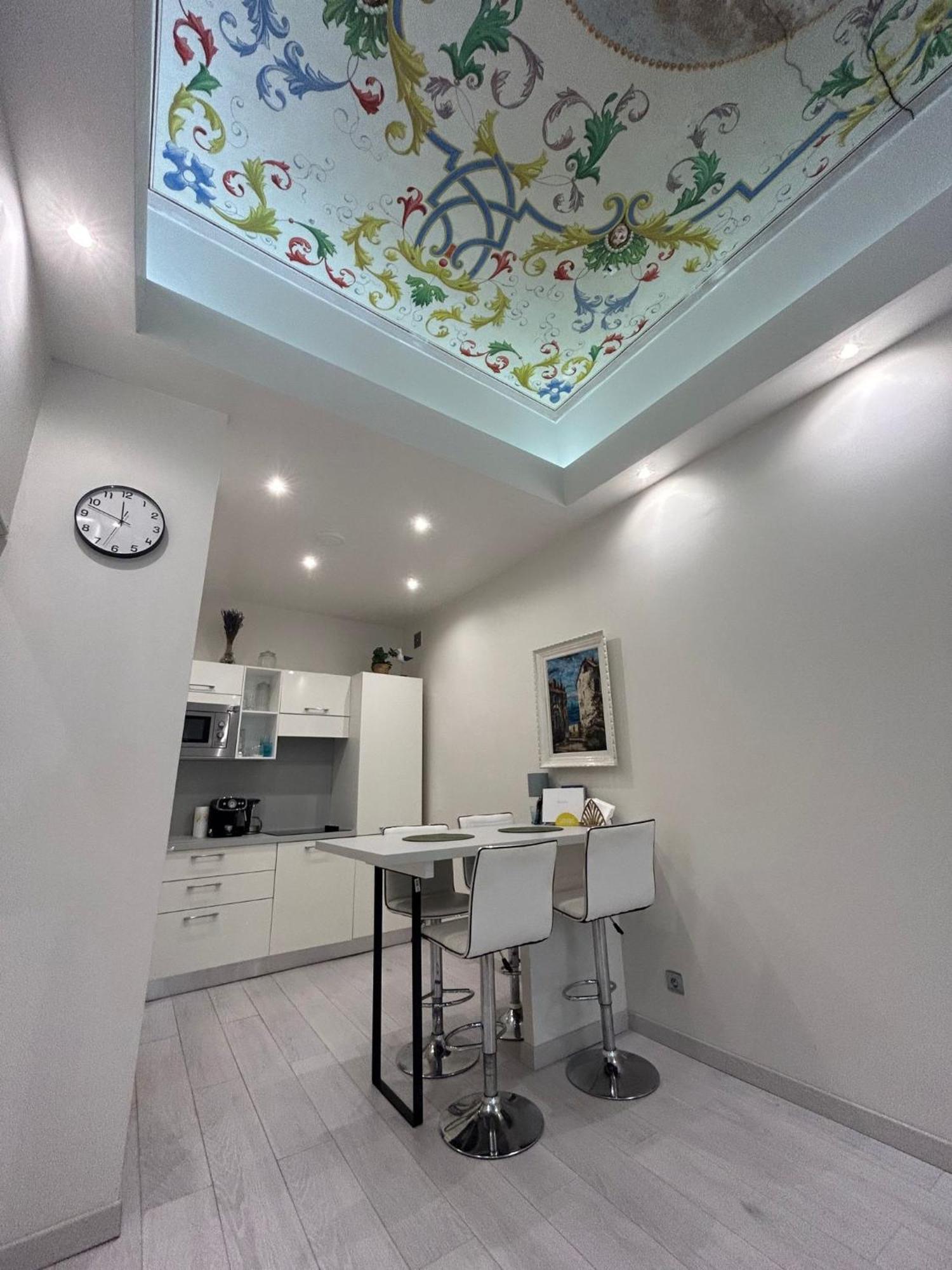 Luxury Apartment In The Heart Of Old Town Nice. Exteriér fotografie